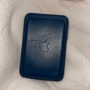 Apple - iPhone® Leather Wallet with MagSafe
